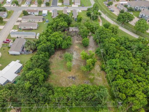 393 Knollwood Rd, Knollwood, TX, 75092-4057 | Card Image