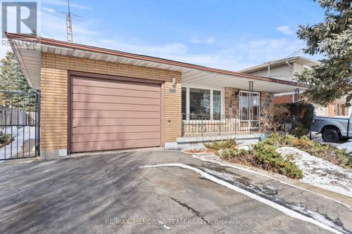 94 Victor Boulevard, Hamilton (Greeningdon), ON, L9A2V4 | Card Image