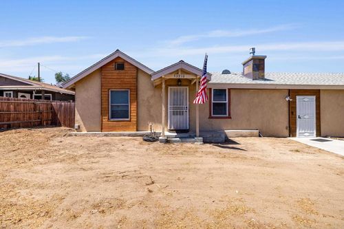 33916 Keith Ave, Hemet, CA, 92545-9636 | Card Image