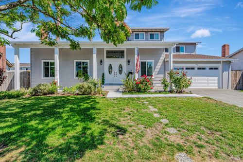 1704 Granada Court, Petaluma, CA, 94954 | Card Image