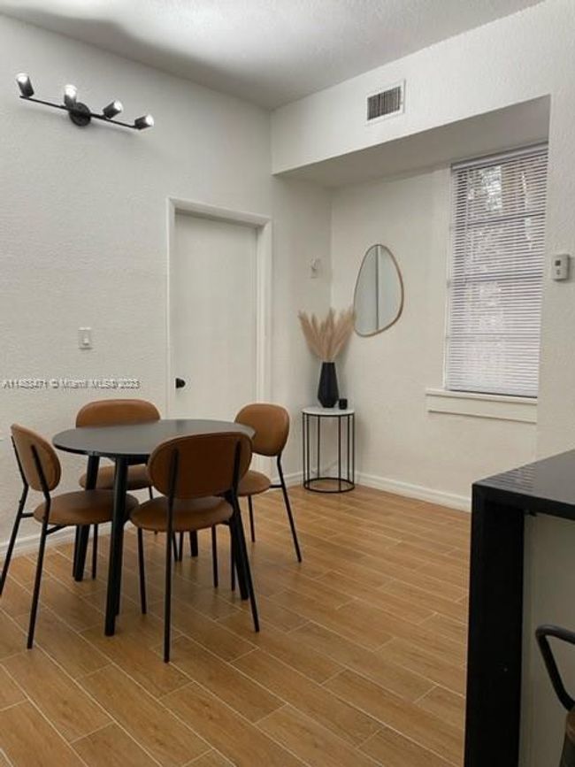 APT-2 - 7149 Bay Dr, Condo with 2 bedrooms, 1 bathrooms and null parking in Miami Beach FL | Image 7