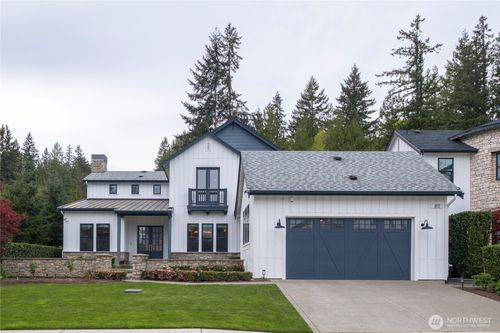 811 245th Pl Ne, Sammamish, WA, 98074-3489 | Card Image