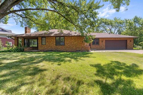 2235 Century Ave S, Woodbury, MN, 55125-2945 | Card Image