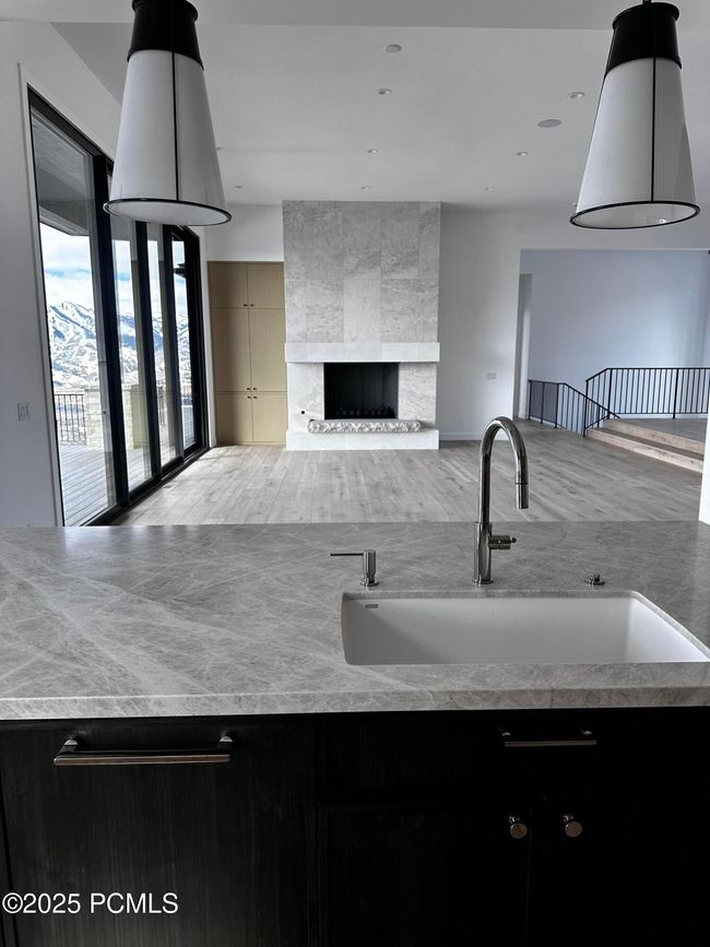 2132 E Outlaw Rd, Home with 5 bedrooms, 6 bathrooms and null parking in Hideout UT | Image 13