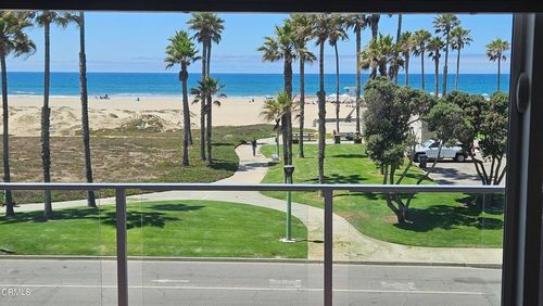 647 Ocean View Dr, Port Hueneme, CA, 93041-3407 | Card Image