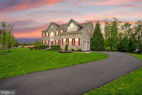14 Braeburn Ct, ROUND HILL, VA, 20141-3513 | Card Image