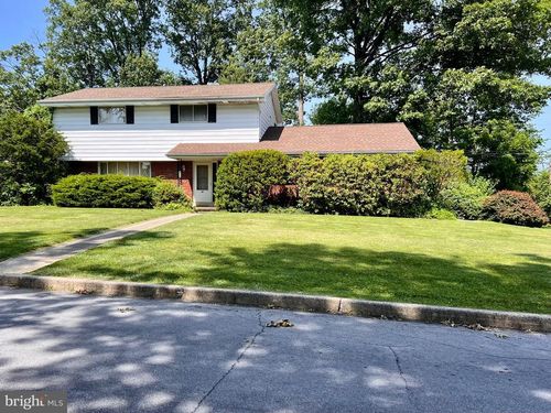 27 Annabeth Rd, OLEY, PA, 19547-8852 | Card Image