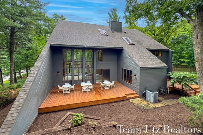 Back of the House | Image 63