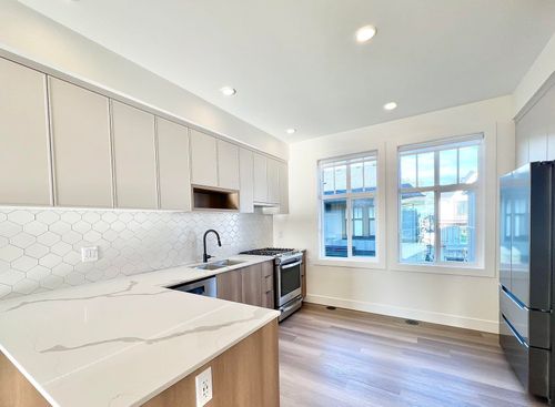 89-2350 165 Street, Surrey, BC, V3Z1J9 | Card Image