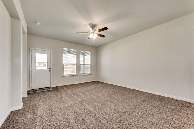 415 Helm Ln, House other with 3 bedrooms, 2 bathrooms and null parking in Azle TX | Image 5