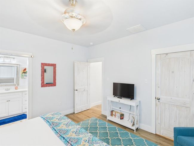 2403 S Bronte St, House other with 3 bedrooms, 2 bathrooms and 3 parking in Rockport TX | Image 17