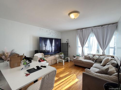 114 Taipei Ct, College Point, NY, 11356-1576 | Card Image