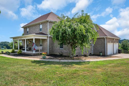 201 Tamyra Ct, Burns, TN, 37029-5273 | Card Image