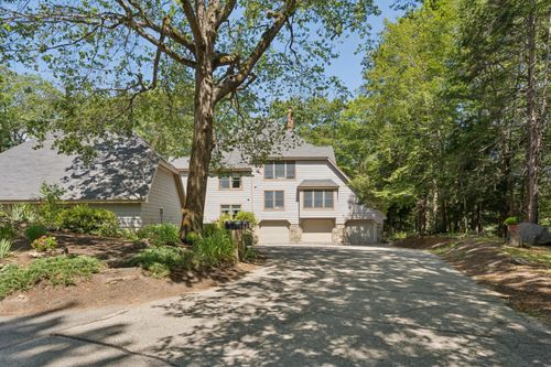 65-65 Hunter Place, Cape Elizabeth, ME, 04107 | Card Image