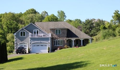 1461 Bunker Hill Rd, Watertown, CT, 06795-3215 | Card Image