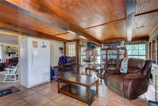 17133 Farm Road 1567 W, Home with 2 bedrooms, 1 bathrooms and null parking in Lone Oak TX | Image 20