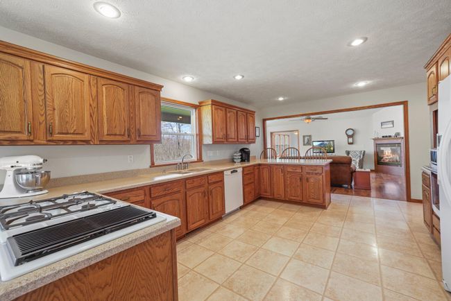 2163 Kerr Rd, House other with 4 bedrooms, 3 bathrooms and null parking in Lucas OH | Image 19