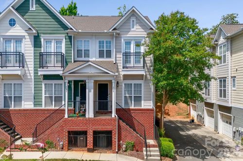 500 Village Park Dr, Belmont, NC, 28012-3958 | Card Image