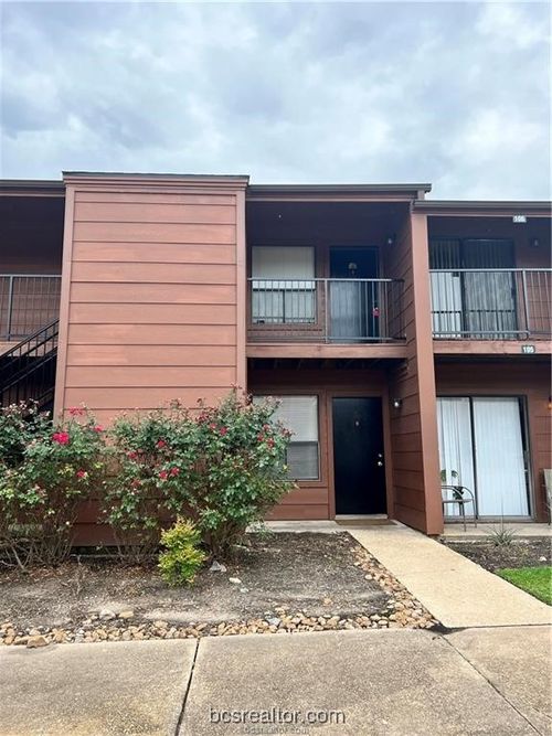 apt-106-904 University Oaks Blvd, College Station, TX, 77840-3510 | Card Image