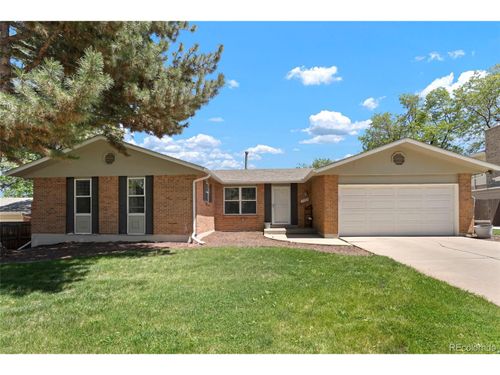 2964 S Akron St, Denver, CO, 80231-4630 | Card Image