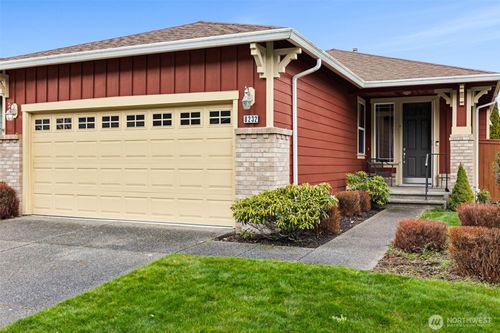8232 Bainbridge Loop Ne, Lacey, WA, 98516-6223 | Card Image