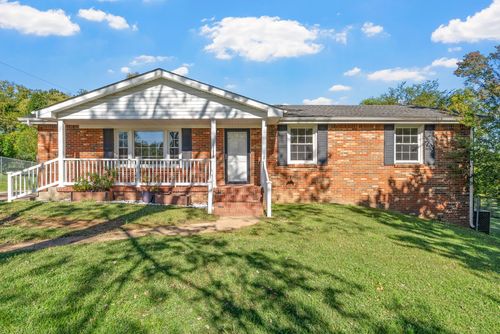 205 Hermitage Rd, Clarksville, TN, 37042-5111 | Card Image