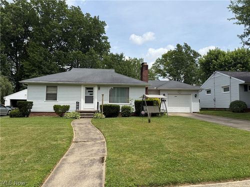 2360 Burton Ave, Alliance, OH, 44601-4637 | Card Image