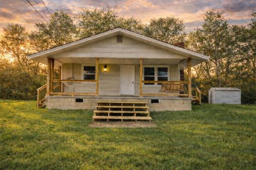 1820 Spradling Rd, Soddy Daisy, TN, 37379-7952 | Card Image