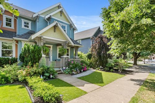 2-45234 Nicomen Cres, Chilliwack, BC, V2R0R2 | Card Image