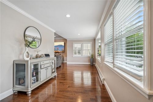 205 N Walnut St, N Massapequa, NY, 11758-2908 | Card Image