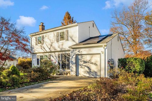 9706 New Orchard Dr, UPPER MARLBORO, MD, 20774-2276 | Card Image