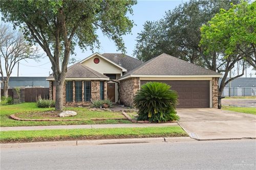 2207 W Fern Avenue, McAllen, TX, 78501 | Card Image