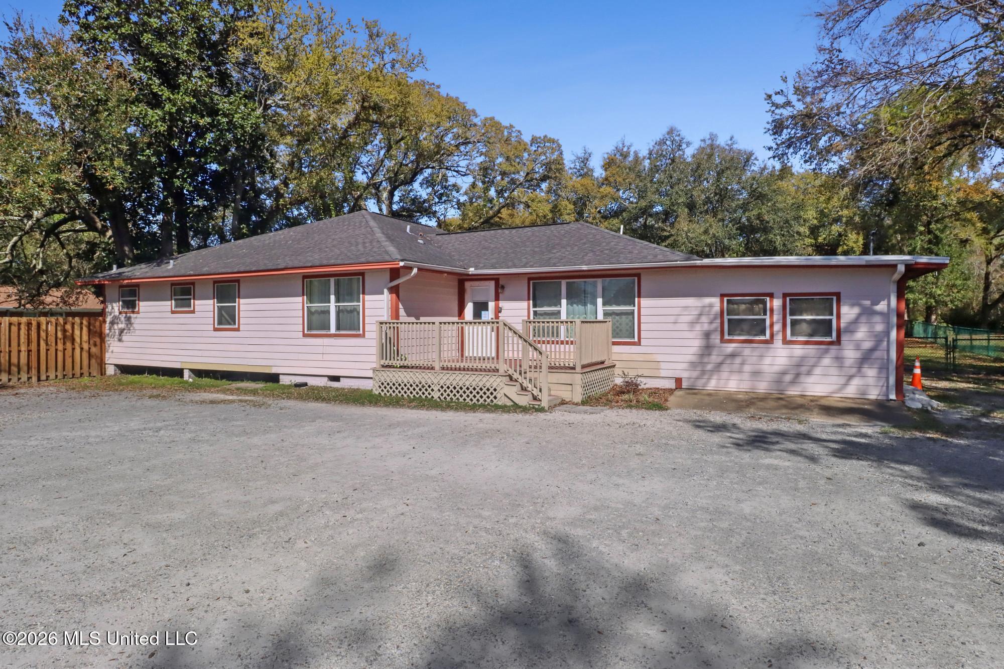 644 E Railroad St, Long Beach, MS 39560