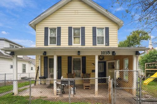 1115 W 7th St, Davenport, IA, 52802-3307 | Card Image
