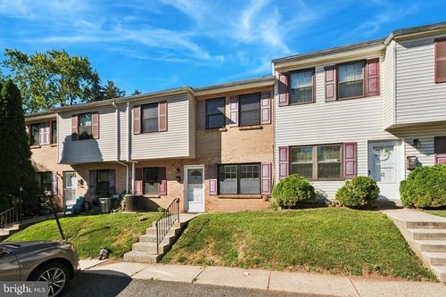 13-13 Sawmill Run, NORRISTOWN, PA, 19401-3581 | Card Image