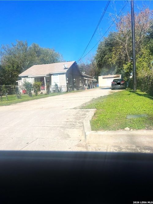 3-4419 N Hein, San Antonio, TX, 78220 | Card Image