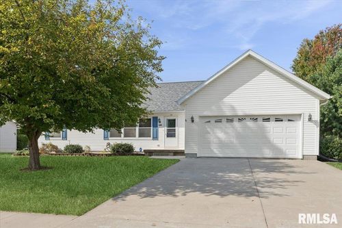 1500 11th St Nw, Clinton, IA, 52732-5061 | Card Image