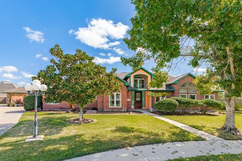 55 Mandevilla Ct, Lake Jackson, TX, 77566-6041 | Card Image