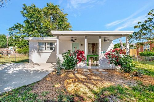 237 Sw 3rd Ave, Delray Beach, FL, 33444-3651 | Card Image