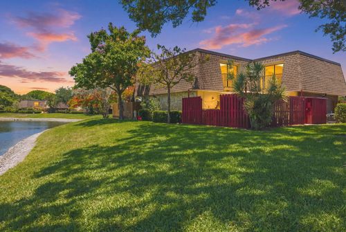 51a-2883 Sw 22nd Cir, Delray Beach, FL, 33445-7903 | Card Image