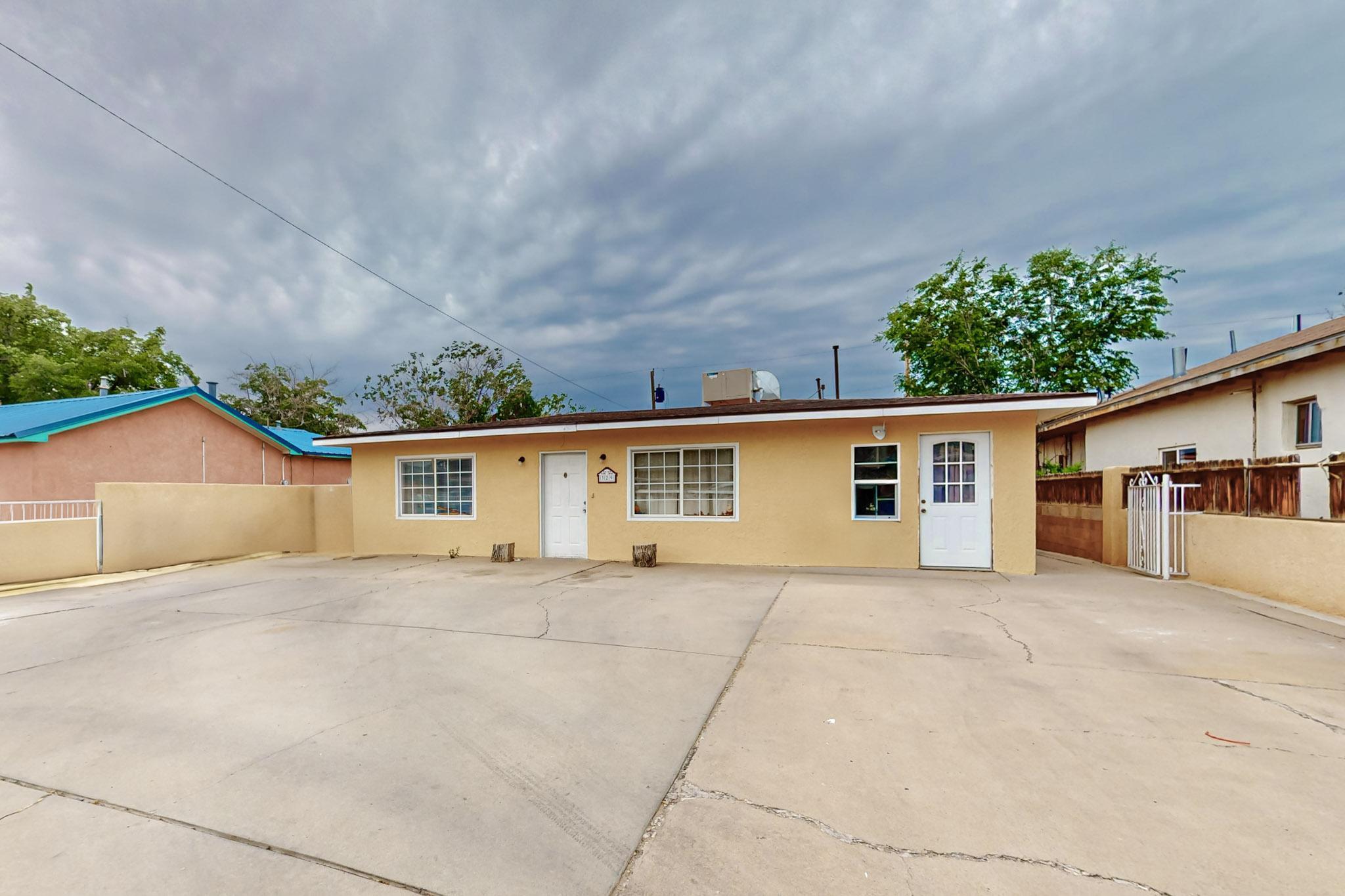 Grove St, Albuquerque, NM 87108