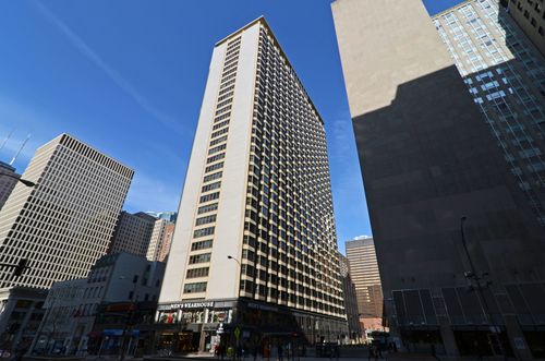 2710-535 Michigan Ave, Chicago, IL, 60611-3863 | Card Image