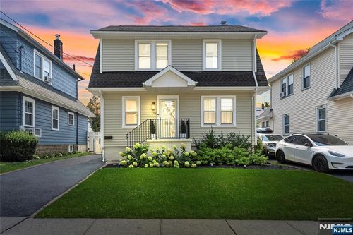 129 Demarest Ave, Bloomfield, NJ, 07003-4506 | Card Image
