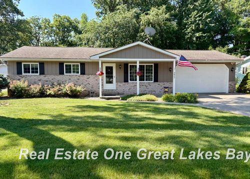 3827 S Hartford Drive, Saginaw Charter Township, MI, 48603 | Card Image