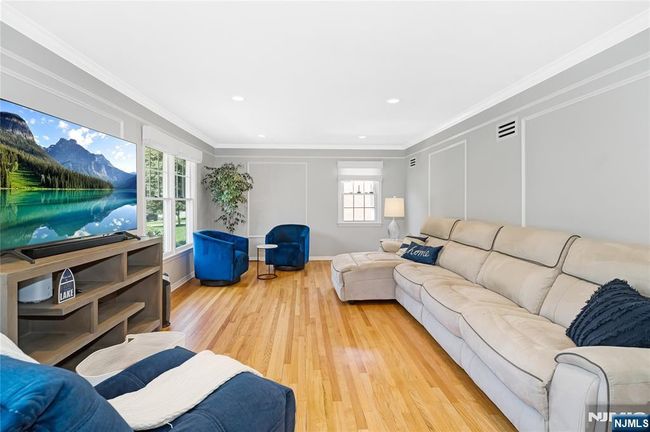 17 Windham Pl, House other with 6 bedrooms, 6 bathrooms and null parking in Glen Rock NJ | Image 13