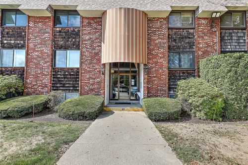 apt-202c-510 Child St, Warren, RI, 02885-1825 | Card Image