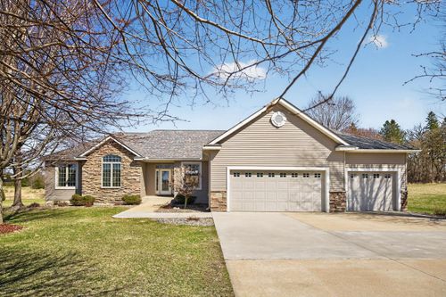 1442 30th St Nw, Austin, MN, 55912-9349 | Card Image