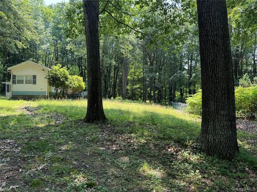 40 Huntington Drive, Greenville, NY, 12083 | Card Image