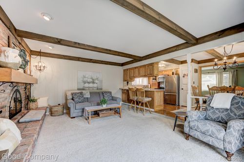 2375 Cummings Ave, Berkley, MI, 48072-1018 | Card Image