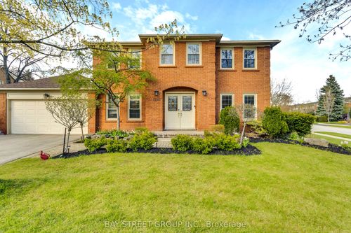 1305 Monks Pass, Oakville, ON, L6M1K6 | Card Image